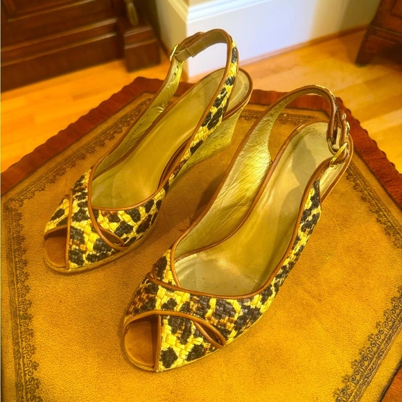 Stuart Weitzman Leopard Print Raffia Peeptoe Wedge Heel Sandals Sz.9 MSRP $295 - Picture 3 of 9